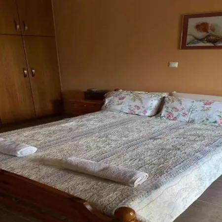 Apartment ολόκληρο σπίτι με 3 υπνοδωμάτια στην μεσσηνία